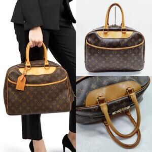 💎✨Beautiful✨💎Authentic Louis Vuitton  Monogram Deauville Handbag